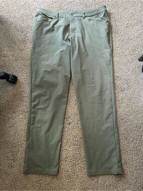 Lululemon Men’s ABC Pants 38 x 32